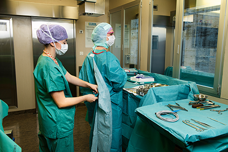 Operationstechnik Kleidung