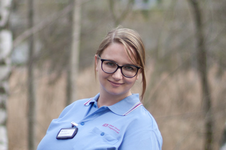 Aus dem Detailhandel in die Pflege – eine Quereinsteigerin erzählt